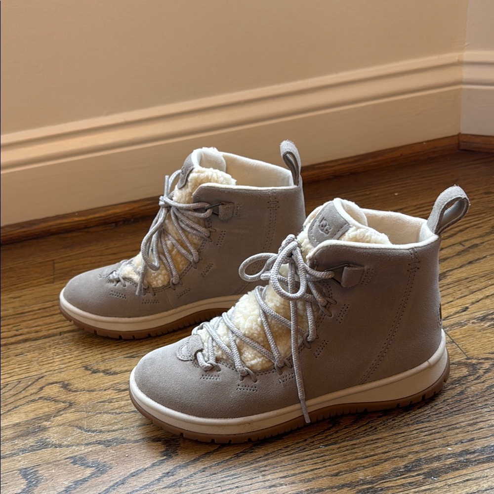 UGG Grey Boots - Picture 3 of 5